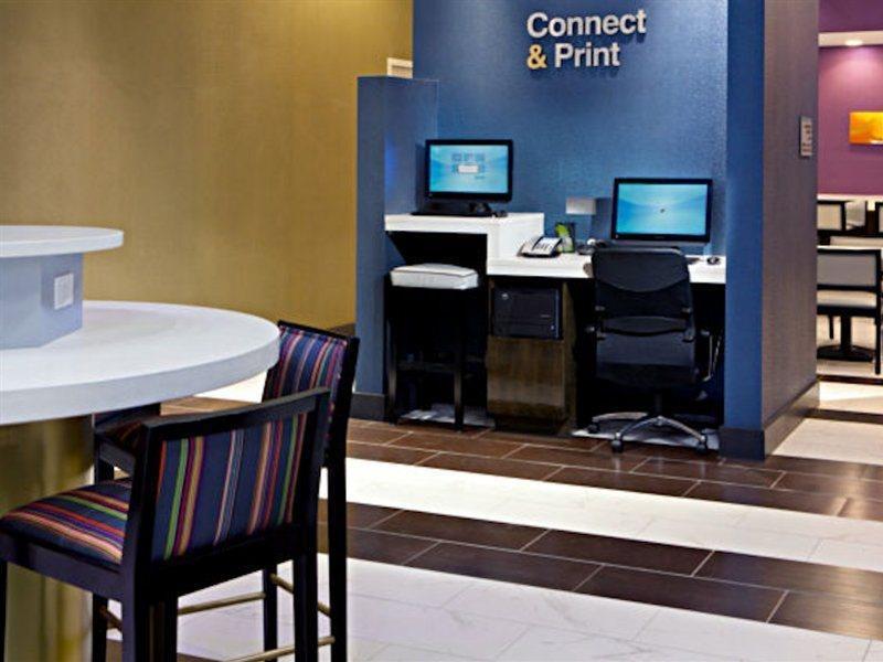 Fairfield Inn & Suites By Marriott New York Queens/Queensboro Bridge Zewnętrze zdjęcie